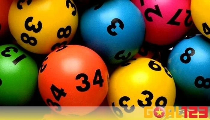 Mơ thấy rụng răng hàm dưới đánh con gì?